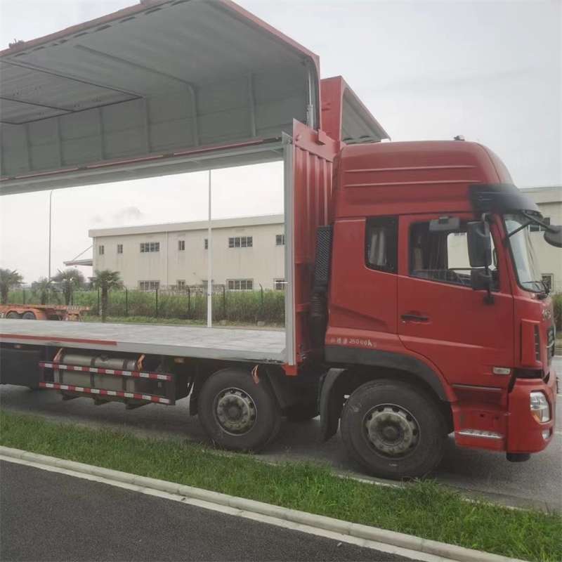 弋阳县德格县进仓物流：专线直达的多元货运探索